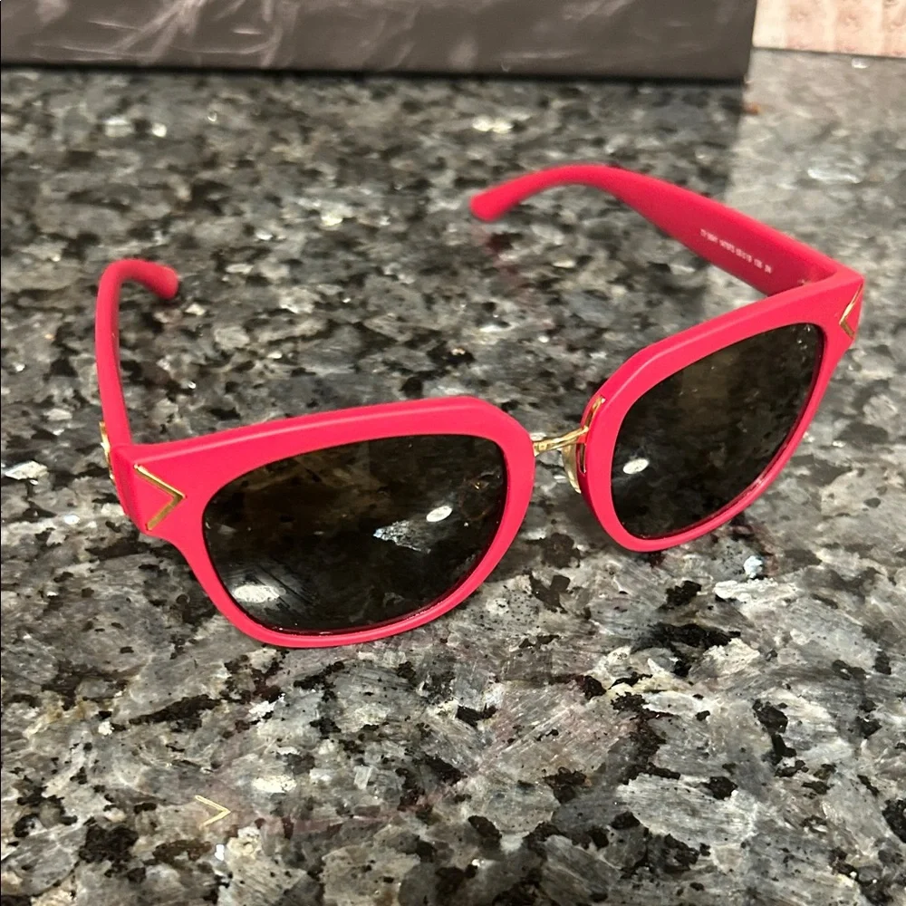 Tory Burch authentic tory